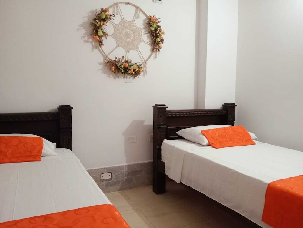 Basic Room, 2 Twin Beds photo 1