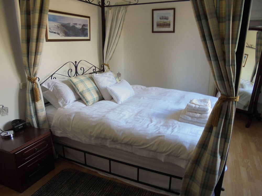 Double Room (4 poster) photo 2