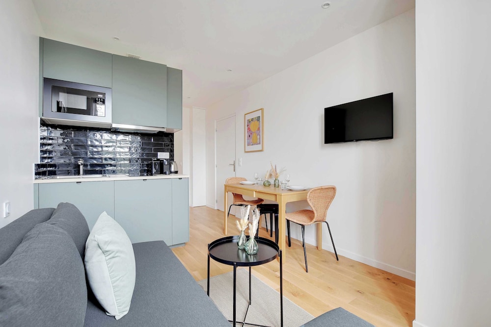 Apartment photo 3