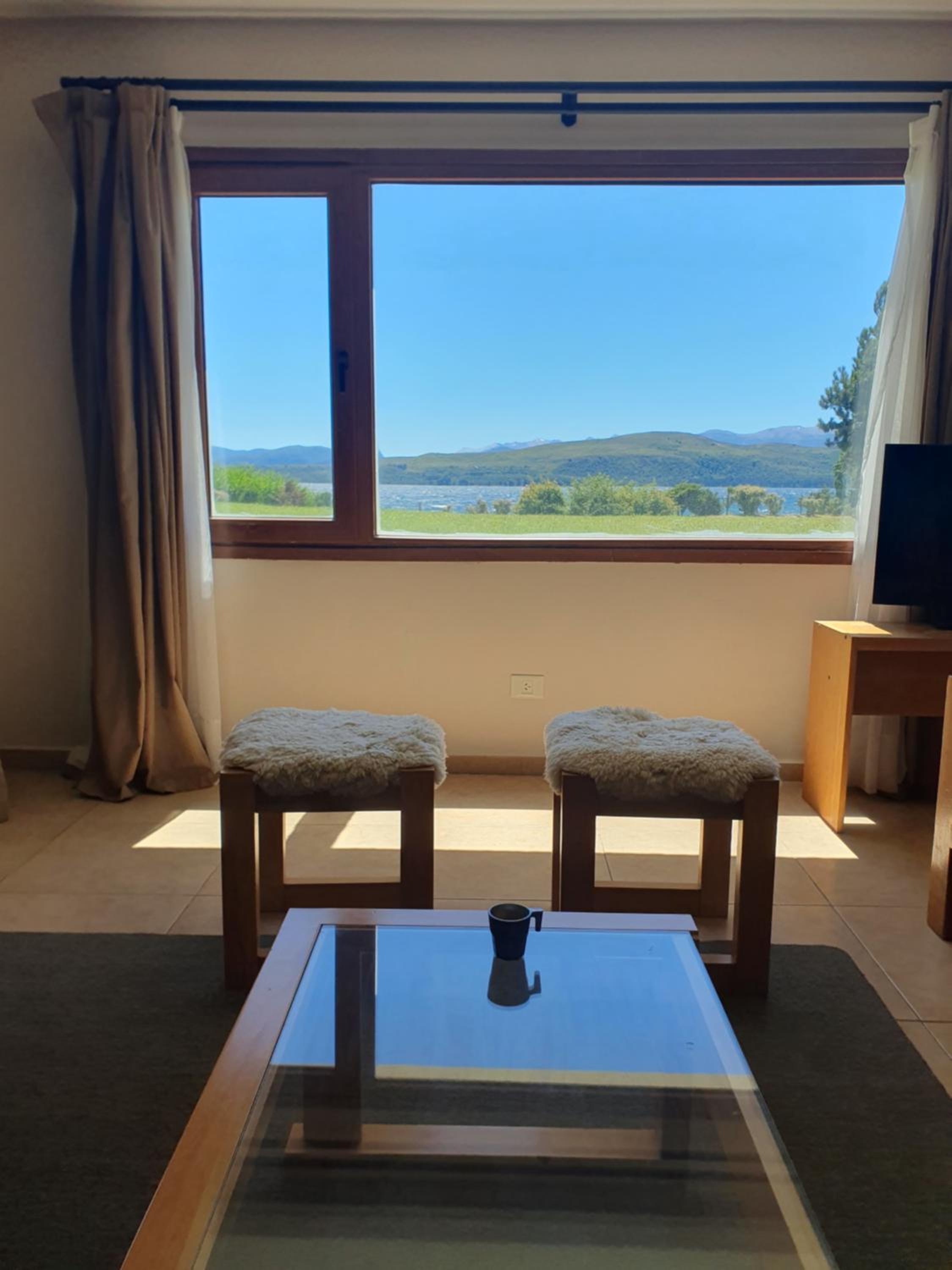 Apartment with Lake View photo 3