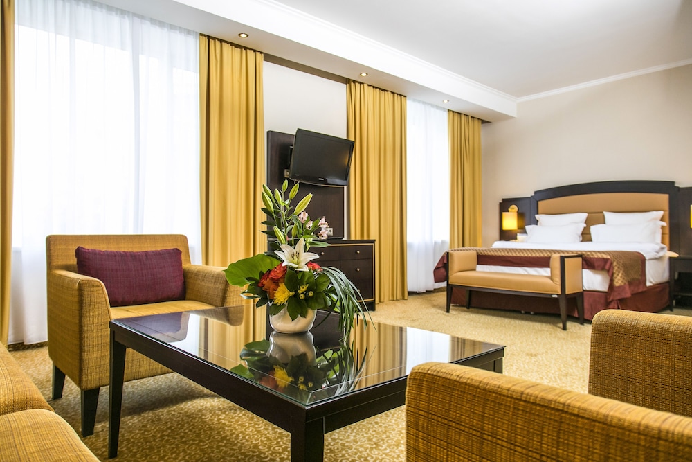 Junior Suite Double (Renovated) photo 2