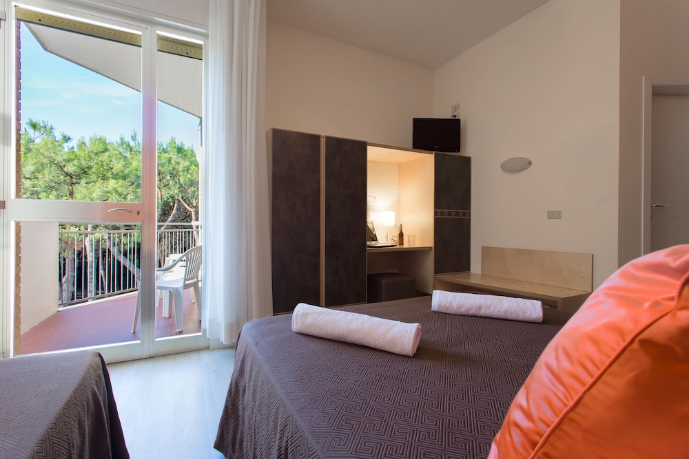 Triple Room - Photo 2