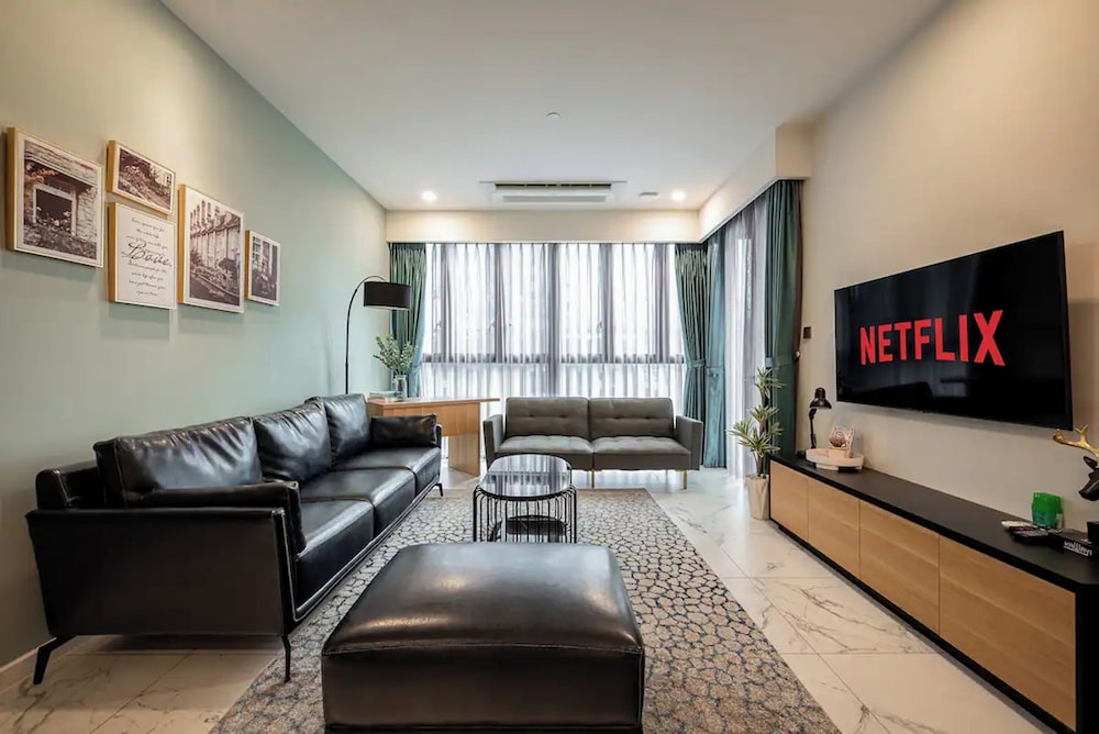 Presidential Suite, 3 Bedrooms, Club Lounge Access, City View