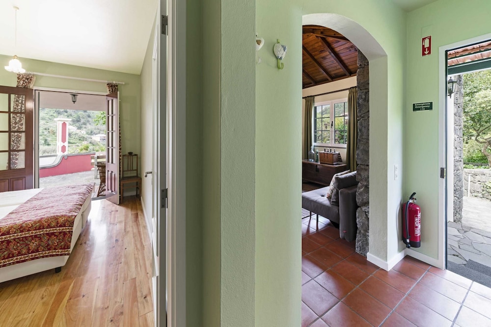 Cottage (1 Bedroom) photo 1