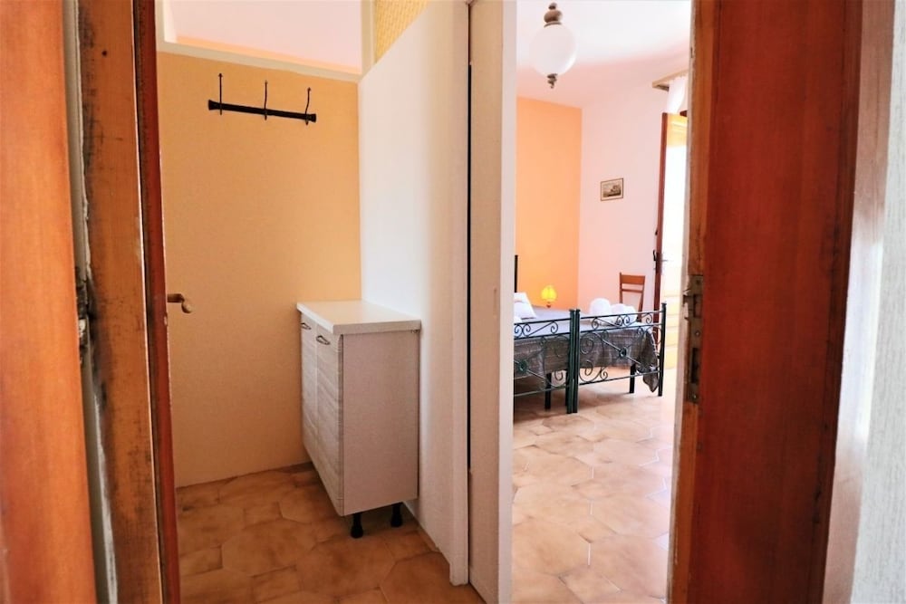 Comfort House (Zeus) photo 3