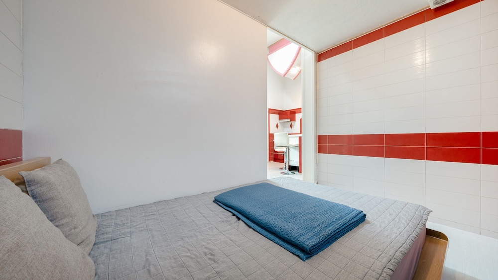 Basic Room, 1 Bedroom (A 103 (Pets Allowed)) - Photo 6