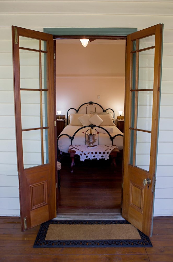 Deluxe Double or Twin Room, Non Smoking, Balcony (Queen w/ensuite (1)) photo 3