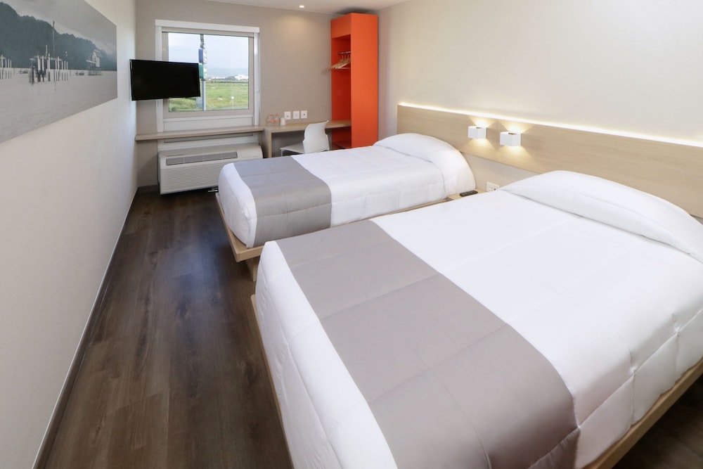 Room, 2 Twin Beds - Photo 2