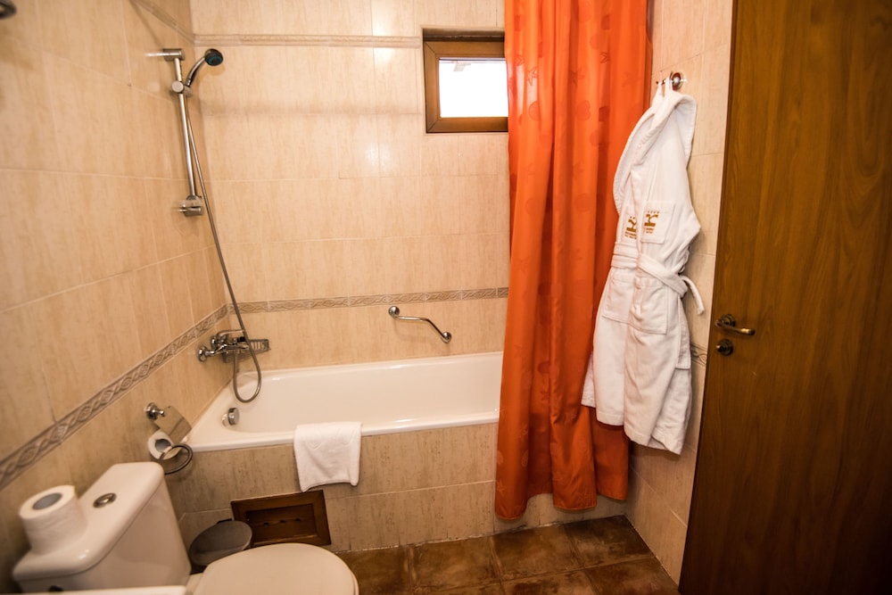 Villa, 2 Bathrooms, Mountain View photo 3