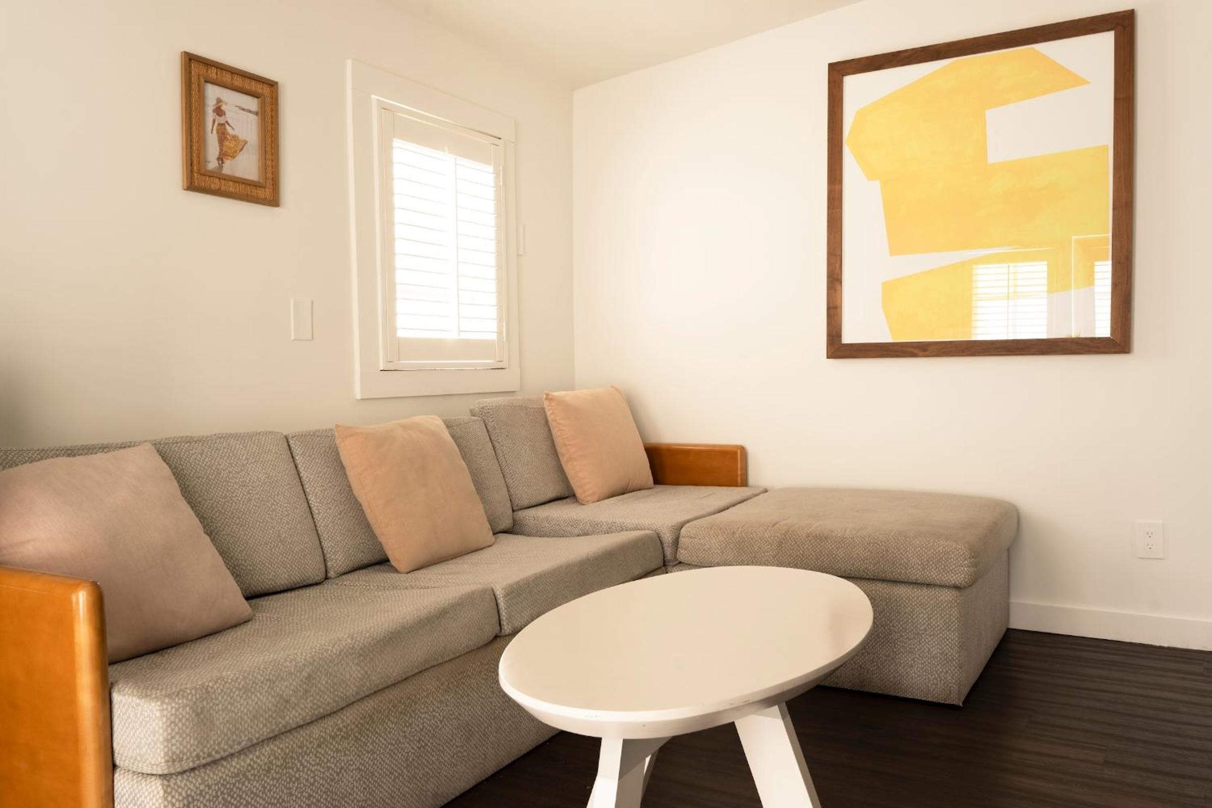 Two-Bedroom Suite photo 3