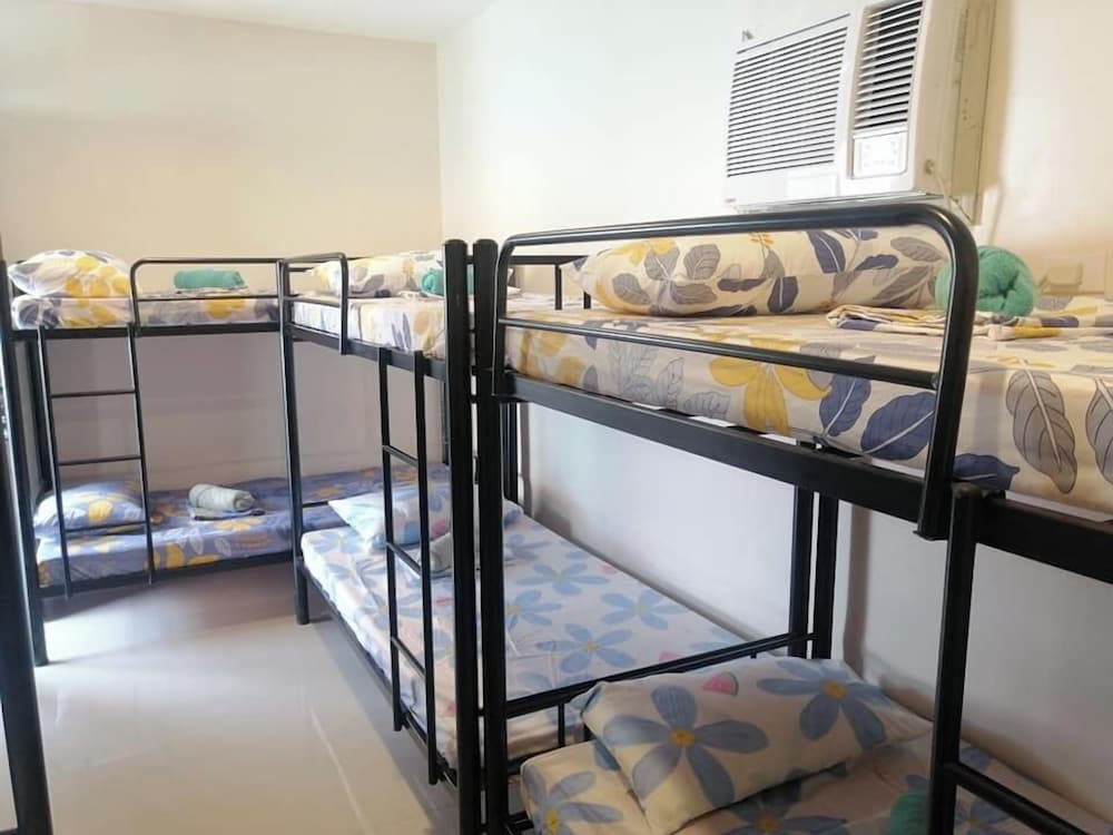 Standard Shared Dormitory, Garden View