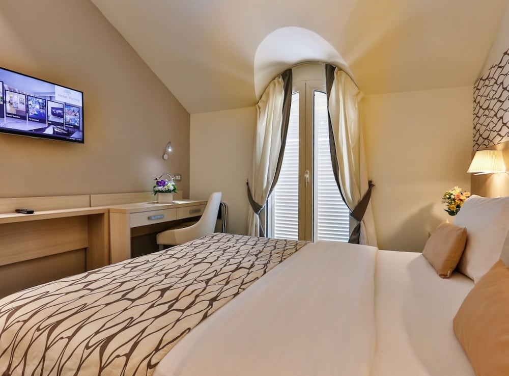 Standard Double Room photo 1