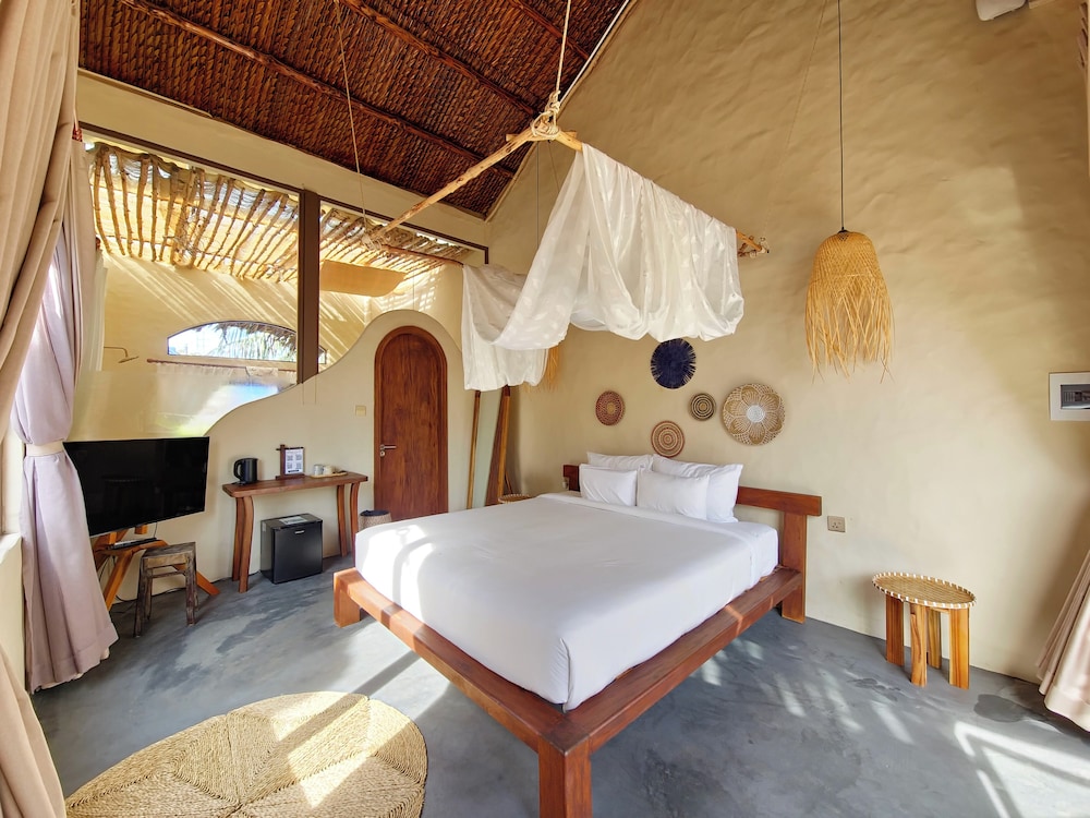 Signature Villa, Pool View photo 3