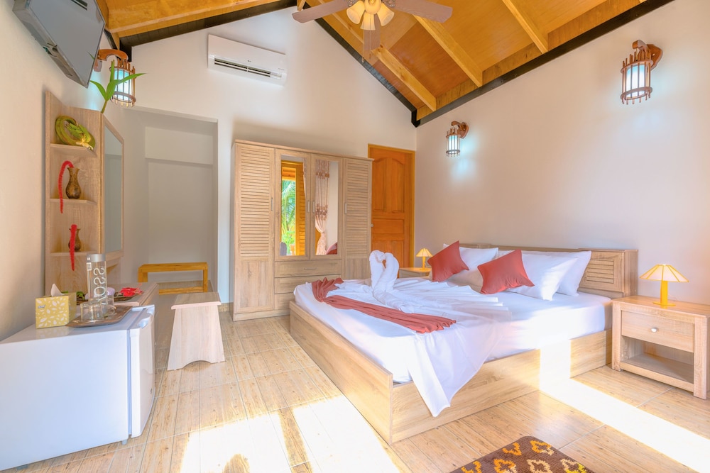 Honeymoon Double Room, Garden View photo 3