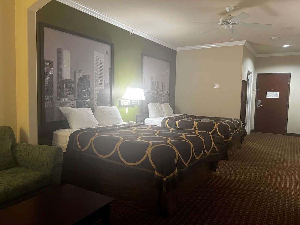 Studio Suite, 2 Queen Beds, Non Smoking - Photo 8