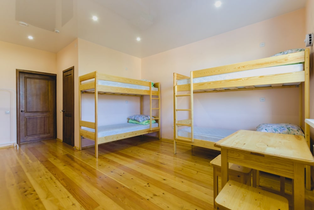 Shared Dormitory, Mixed Dorm (Bed in 7-Bed Room) photo 2