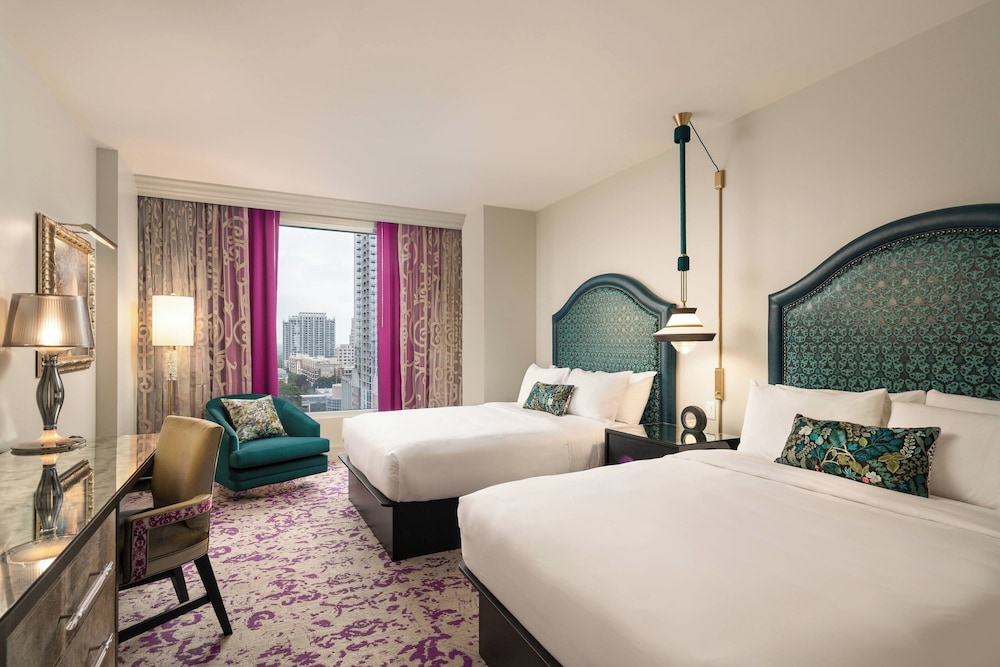 Room, 2 Queen Beds photo 1