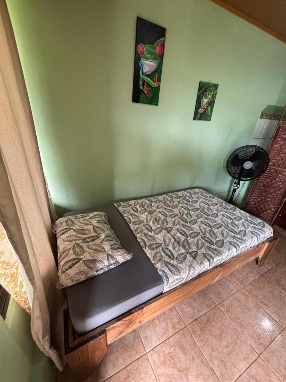 Standard Triple Room photo 3