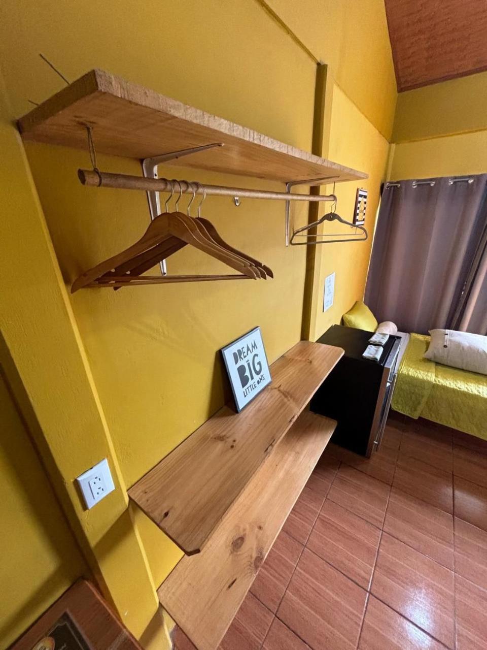 Standard Triple Room photo 2