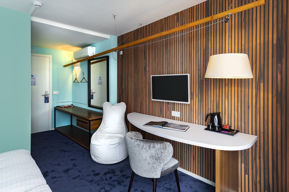 Standard Double or Twin Room (Matroos) - Photo 5