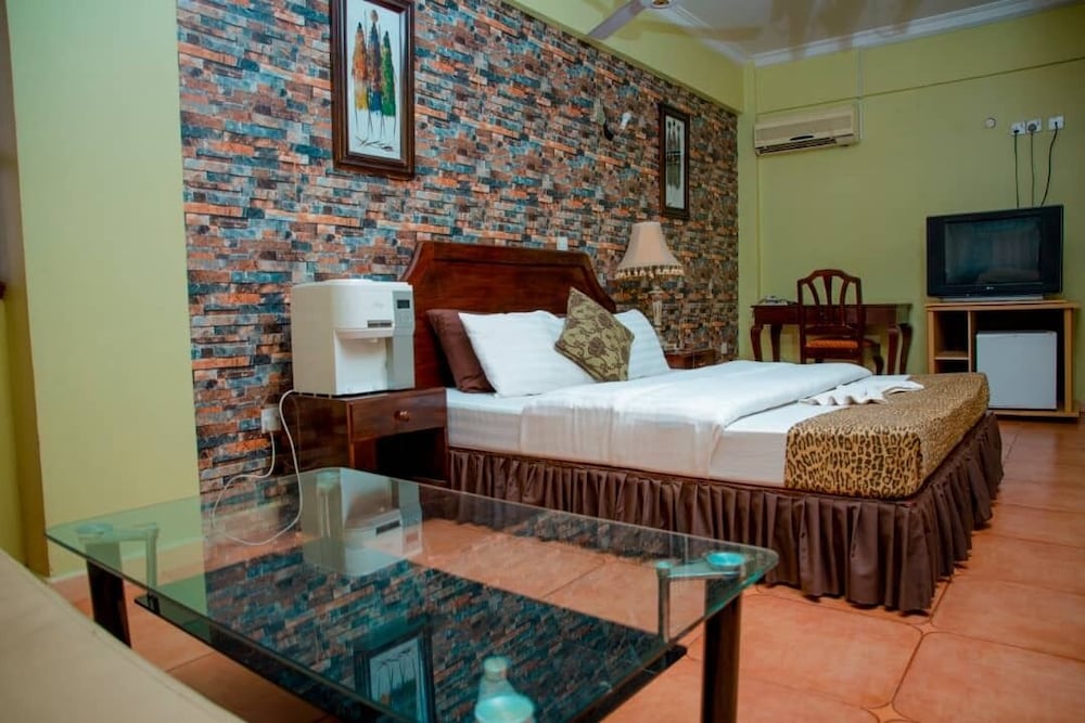 Superior Single Room
