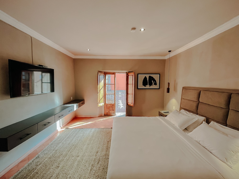 Grand Room photo 3
