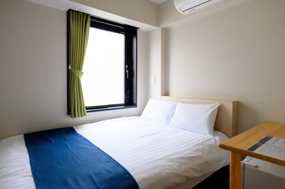 Basic Double Room Single Use photo 3