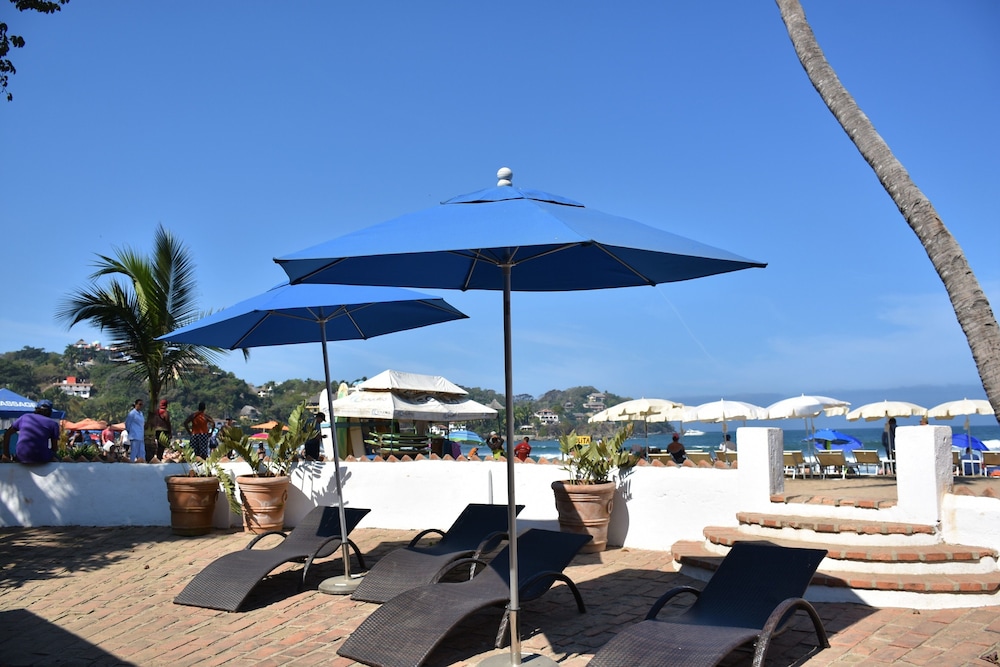 Beach Lower Apartment photo 3