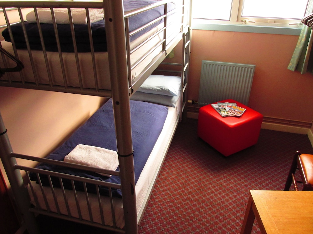 Shared Dormitory, Women only, Shared Bathroom photo 2