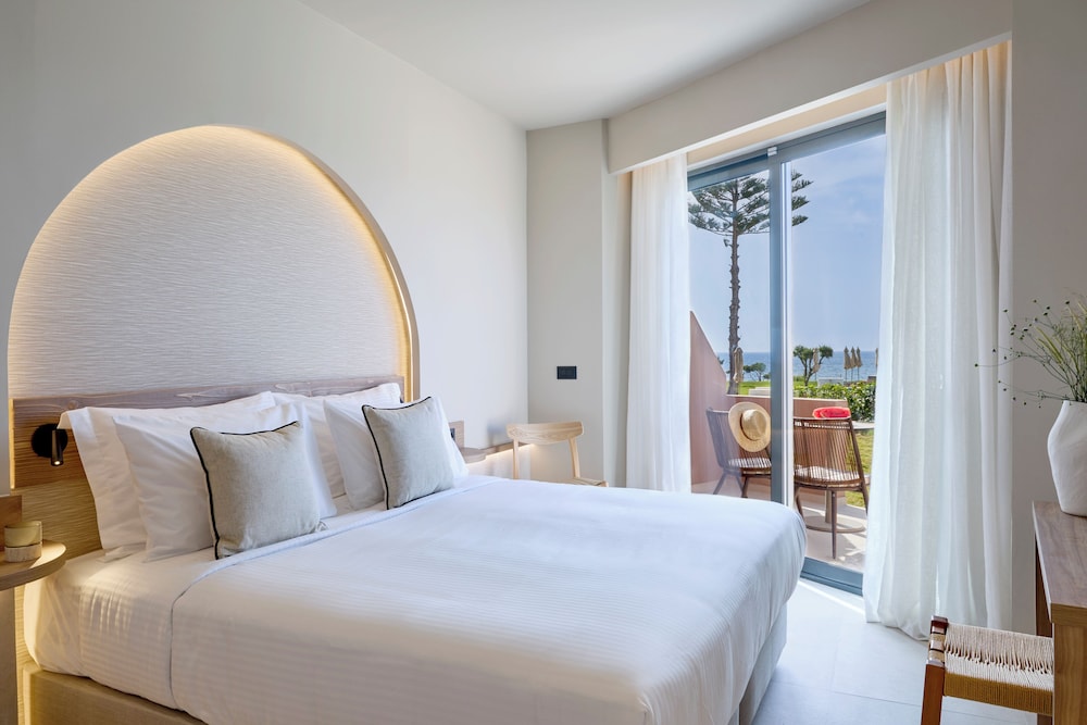 Deluxe Suite Sea View
