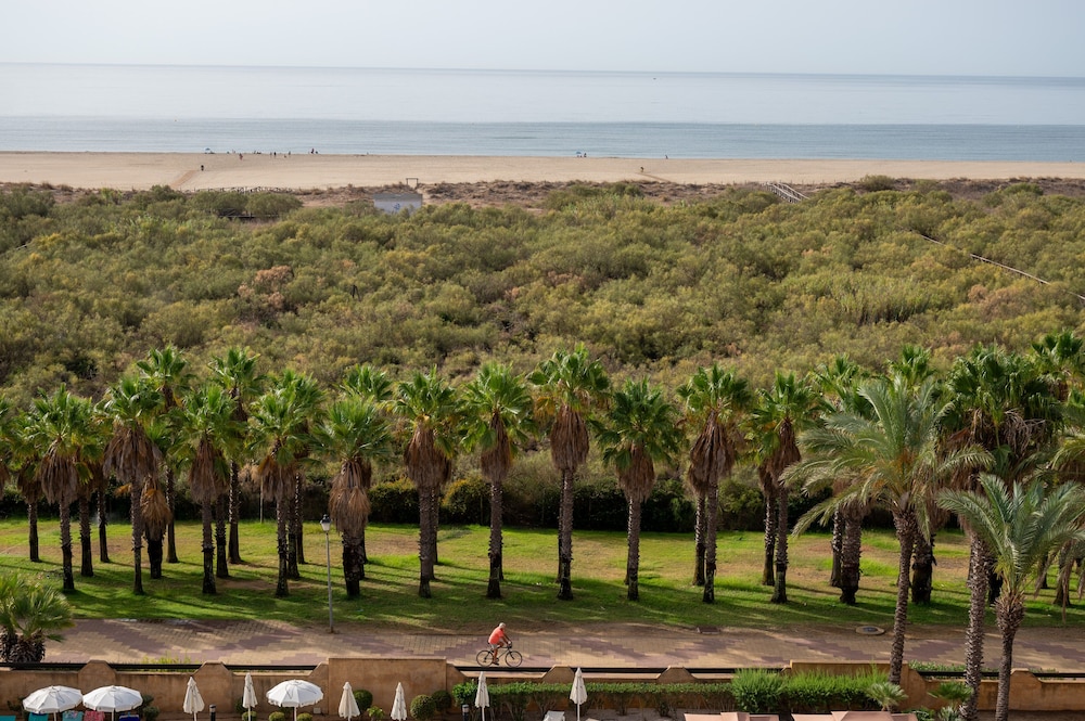 Family Room, Sea View (Superior, 2 Adults + 2 Children) - Photo 4