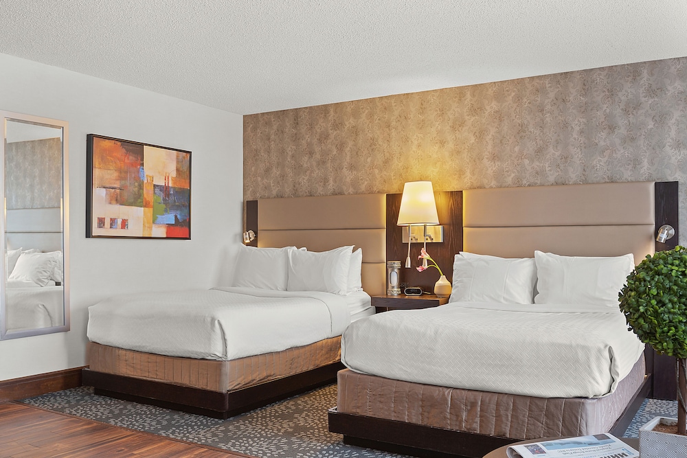 Basic Room, 2 Double Beds - Photo 2