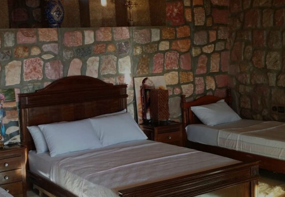 Triple Room, Multiple Beds photo 1