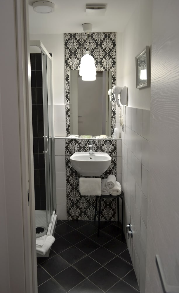 Grand Triple Room photo 2