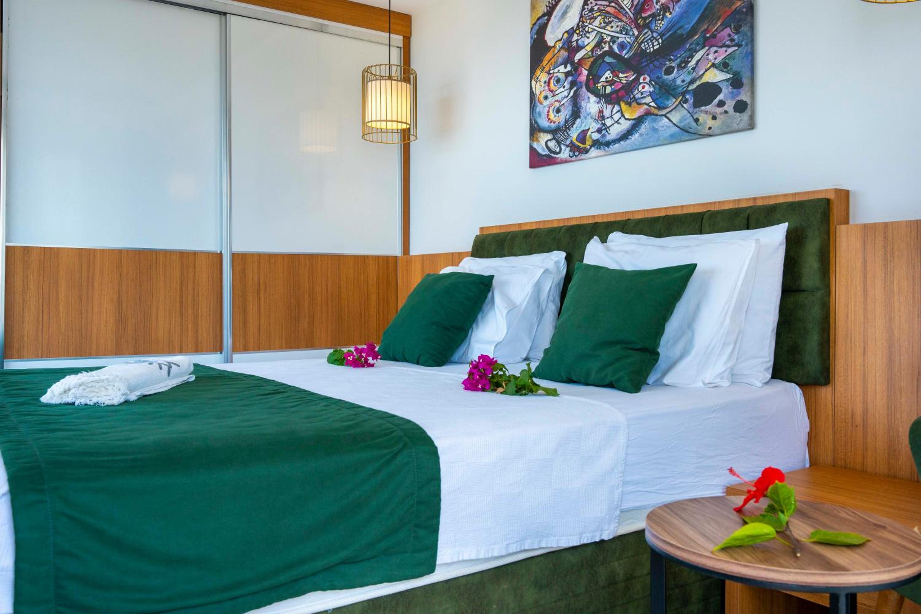 Double Room with Balcony and Sea View