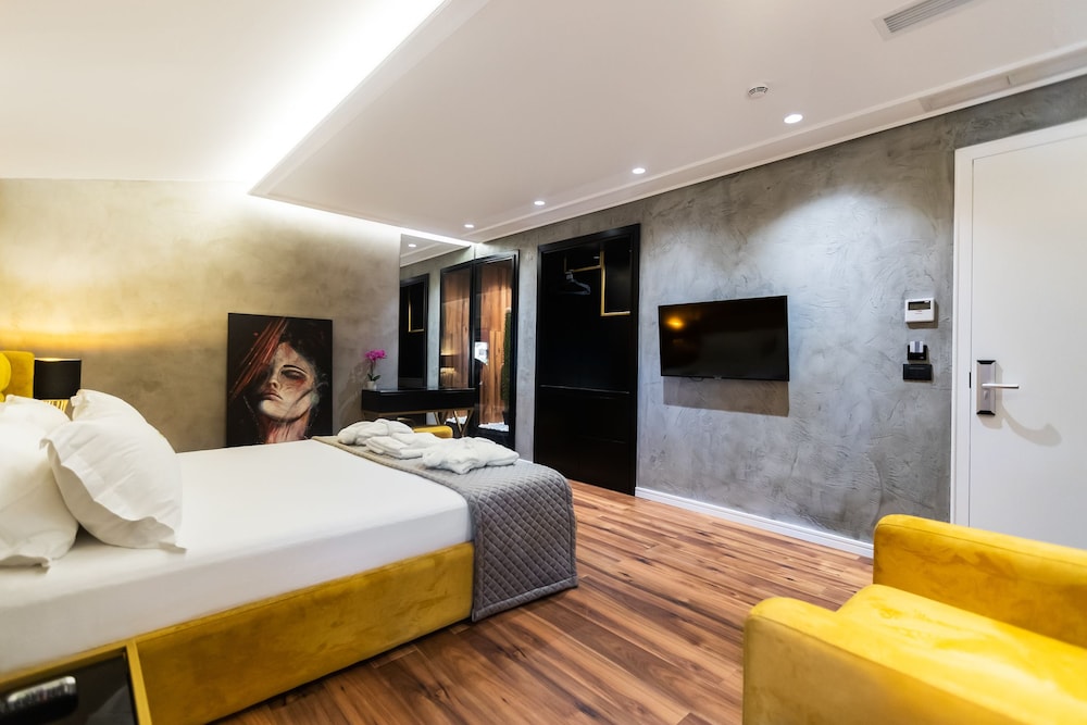 Superior Room (Prime Suite 402) photo 3