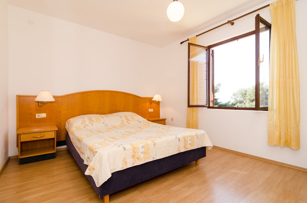 Apartment, 4 Bedrooms, Terrace, Sea View photo 1