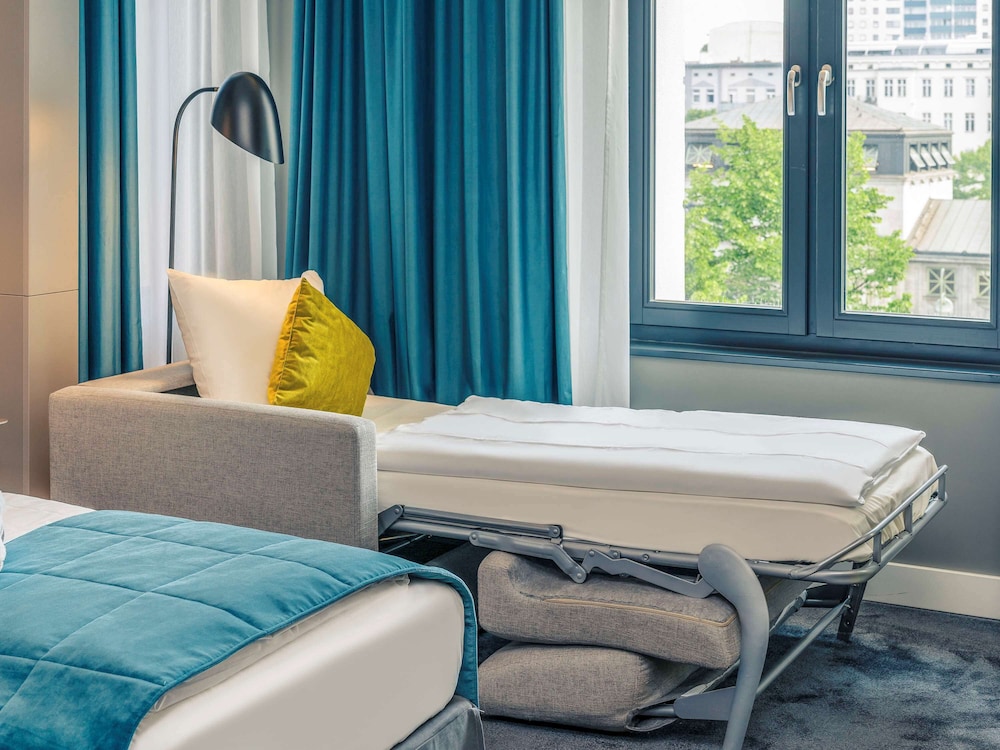Privilege, Twin Room, Multiple Beds thumbnail 5