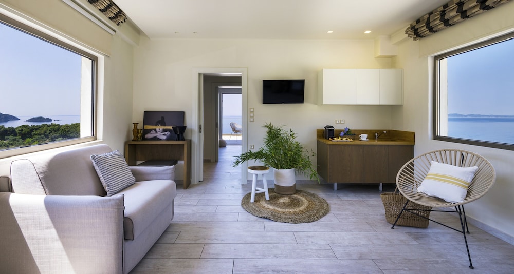Prima Vista Suite Panoramic Sea View photo 3