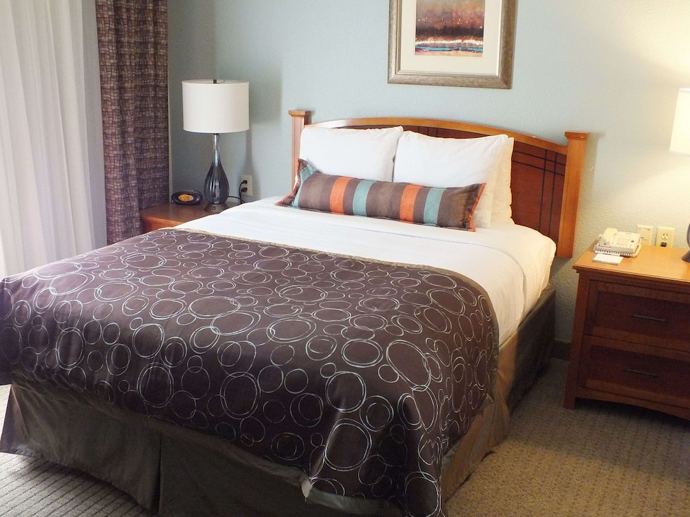 Suite, 1 King Bed with Sofa bed (One Bedroom) photo 2