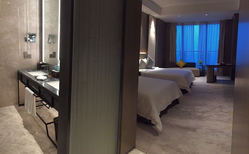 Superior Twin Room With View photo 1