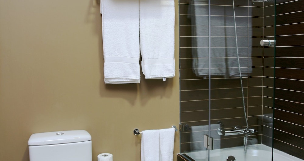 Standard Double or Twin Room - Photo 6