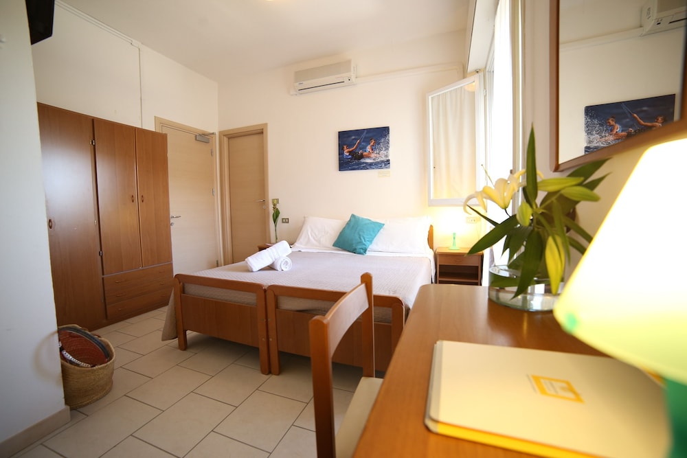 Standard Quadruple Room photo 1