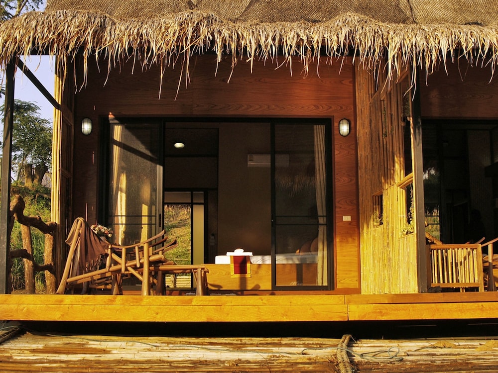 River Kwai Suite ( Raft ) photo 3