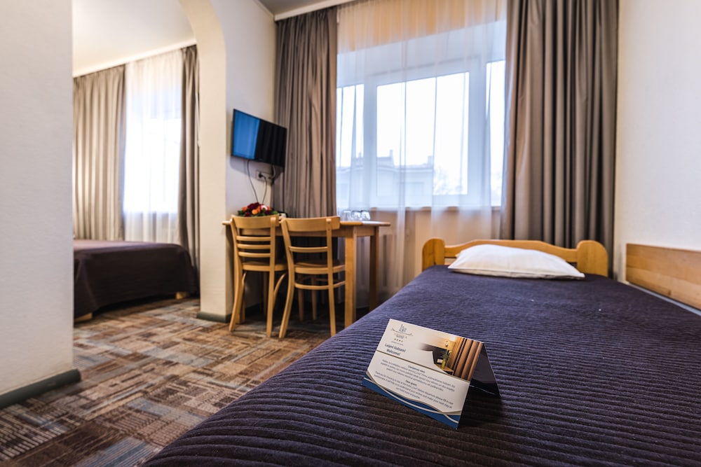 Classic Triple Room - Photo 1