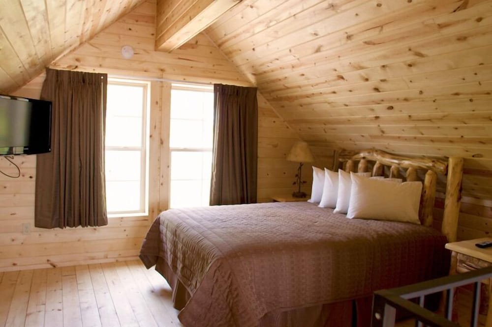 Premium Cabin photo 2