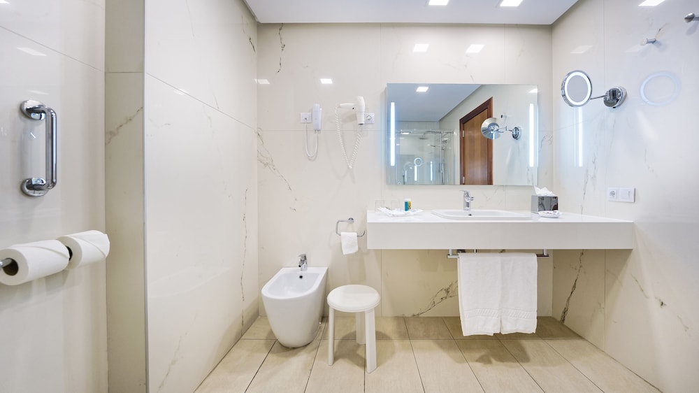 Junior Suite (Spa access included)