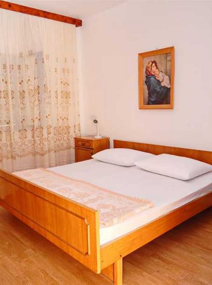 Double Room (S1)