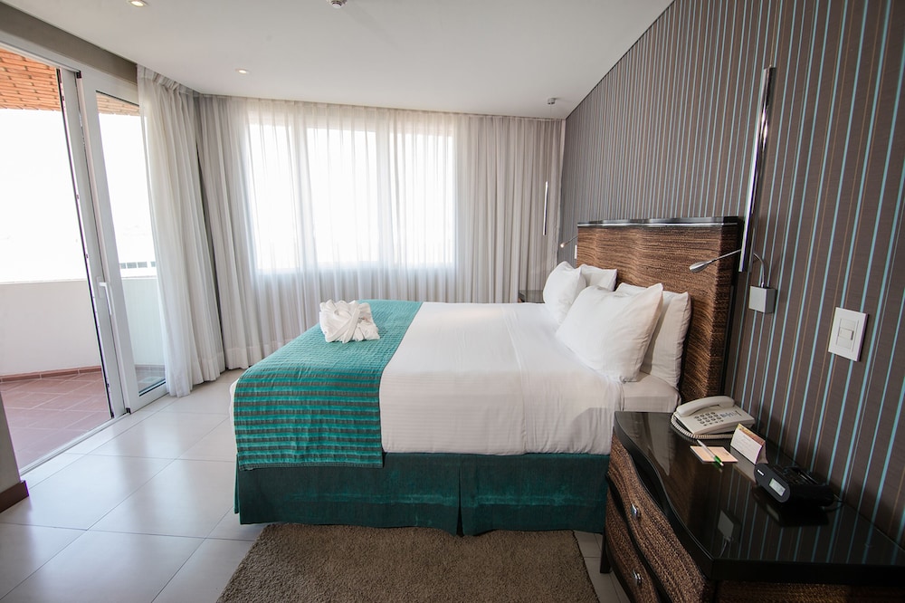 Master Suite - Photo 2