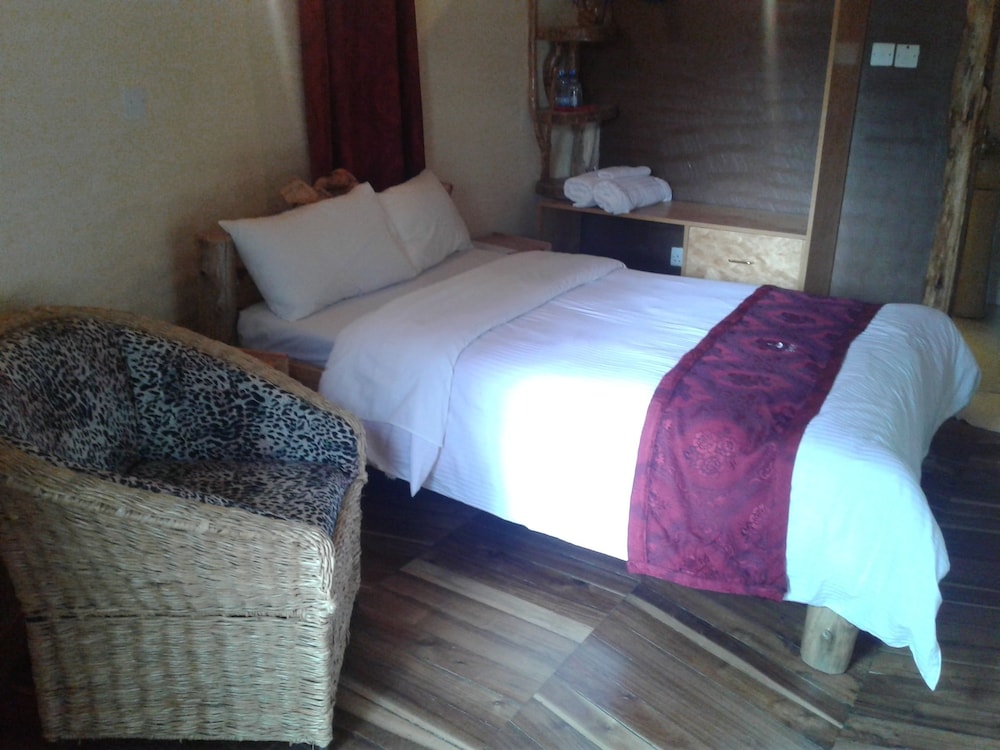 Traditional Cottage, 2 Bedrooms, Accessible, Garden View photo 1